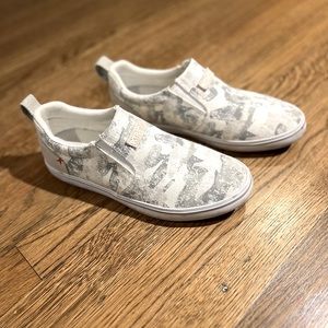 Xtratuf Canvas Sharkbyte Deck Shoe 9